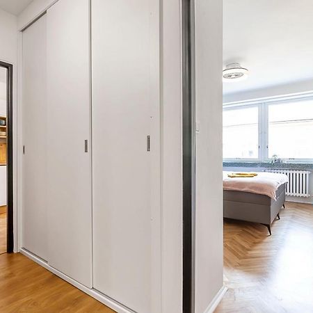 Popular Location / Street View / 4 Ppl / Netflix Apartamento Praga Exterior foto