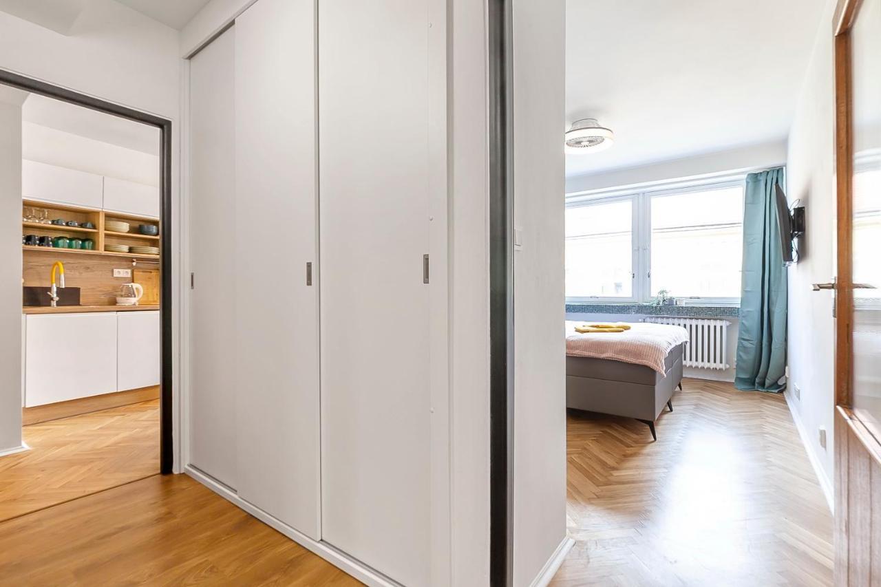 Popular Location / Street View / 4 Ppl / Netflix Apartamento Praga Exterior foto